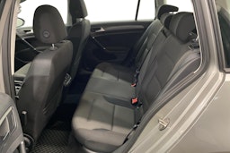 harmaa Volkswagen Golf 2018 kuva 10.