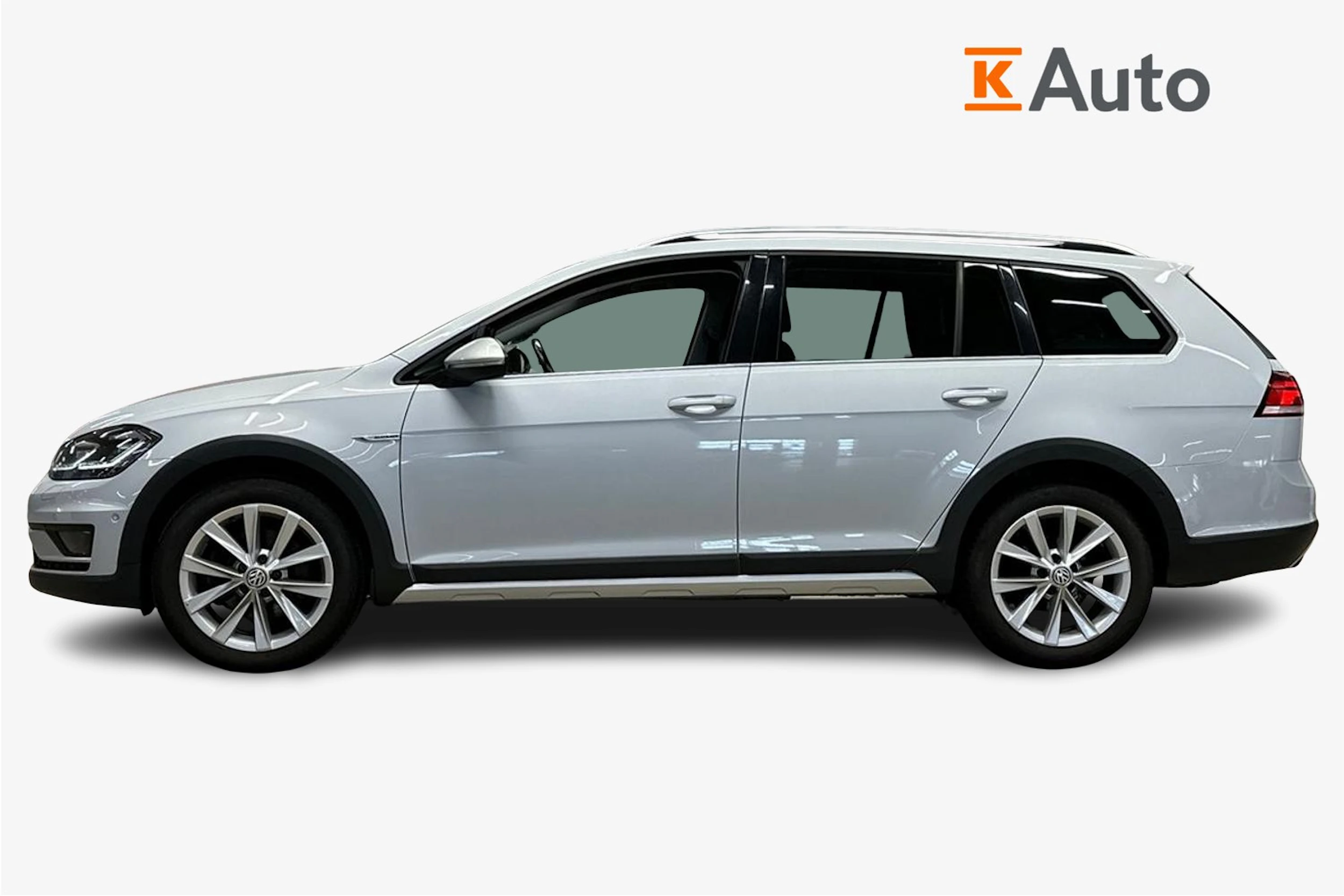 valkoinen Volkswagen Golf 2018 kuva 7.