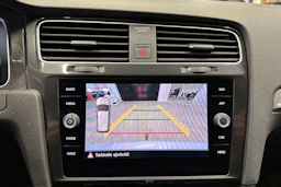 valkoinen Volkswagen Golf 2018 kuva 17.