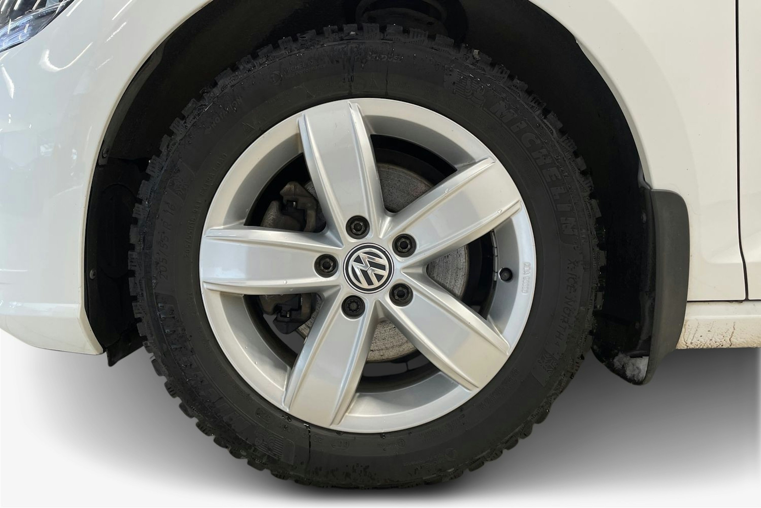 Valkoinen Volkswagen GOLF 2018 kuva 11.
