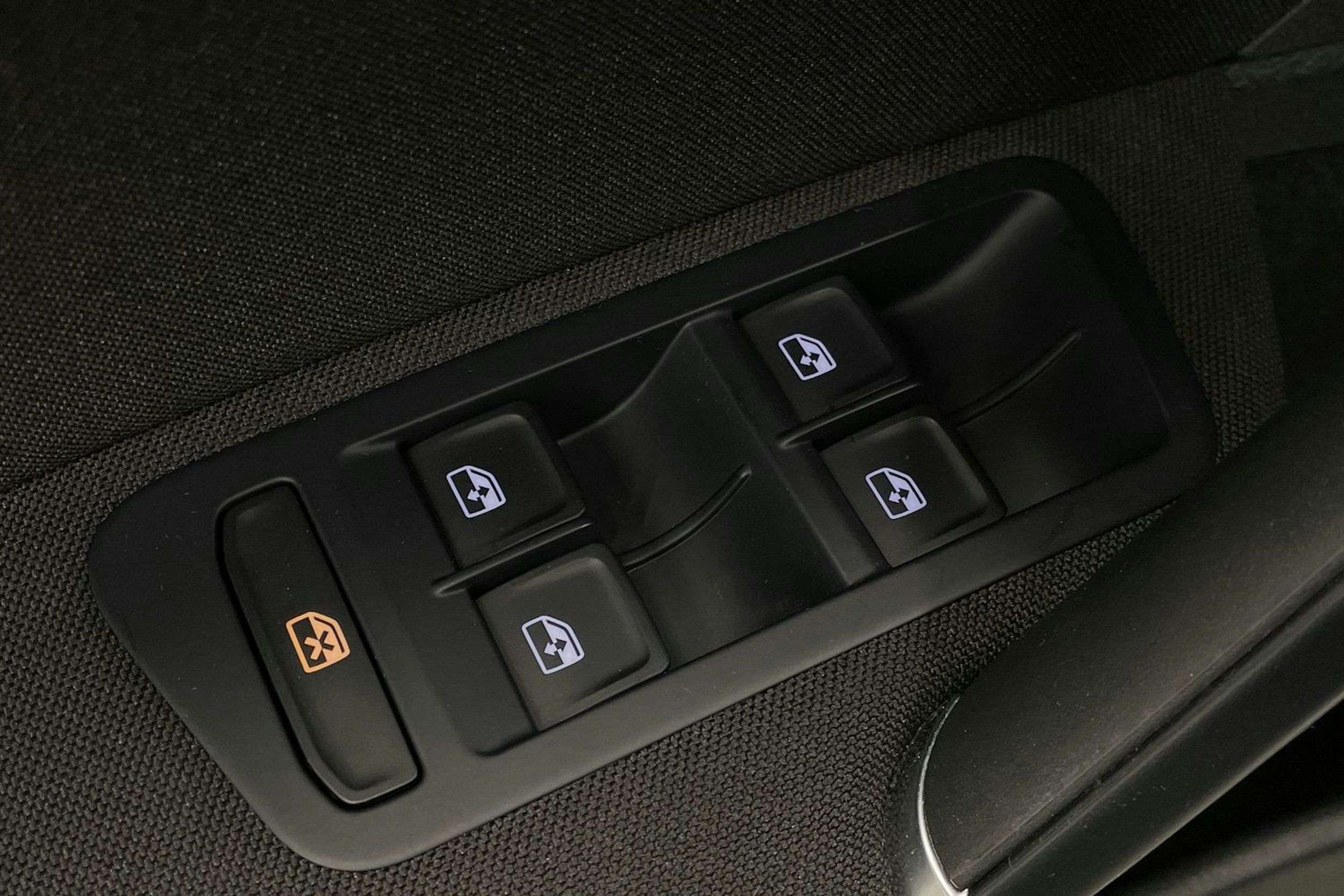 Valkoinen Volkswagen GOLF 2018 kuva 14.