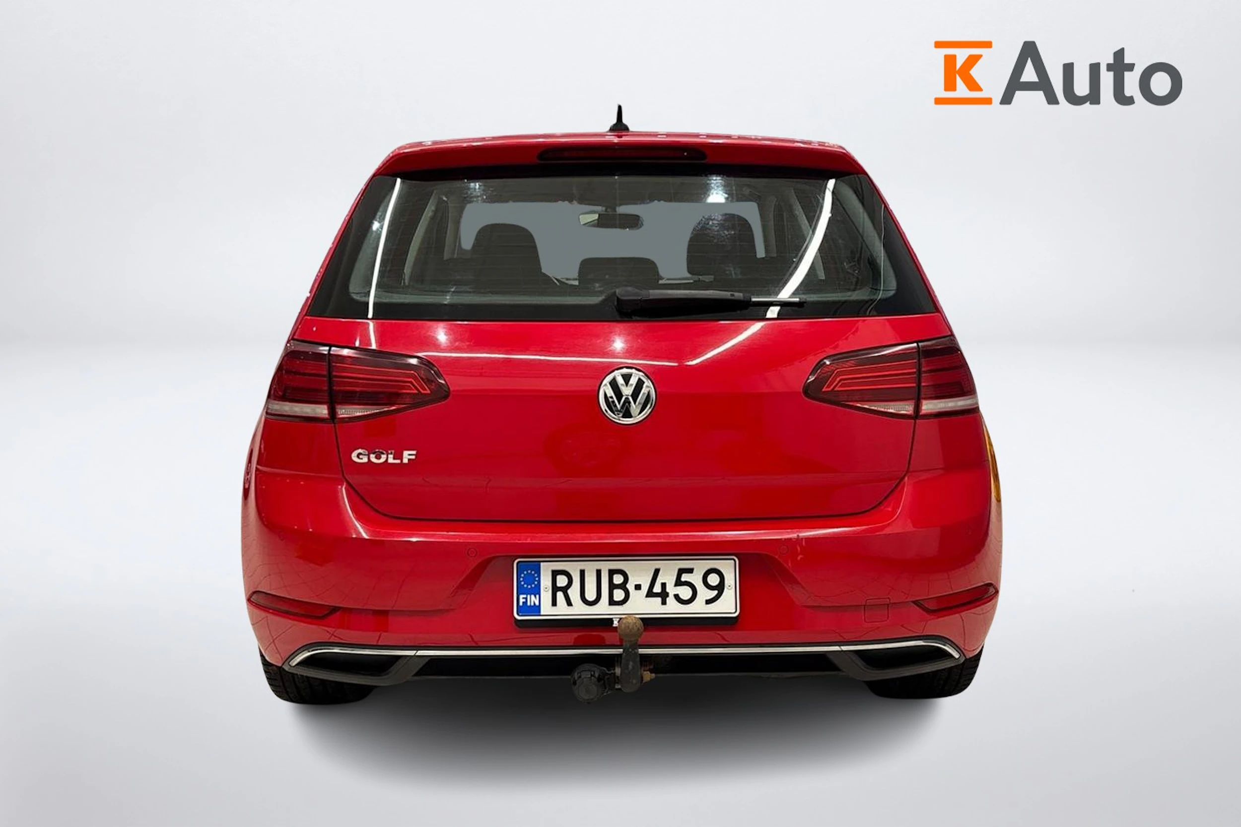 punainen Volkswagen Golf 2019 kuva 4.