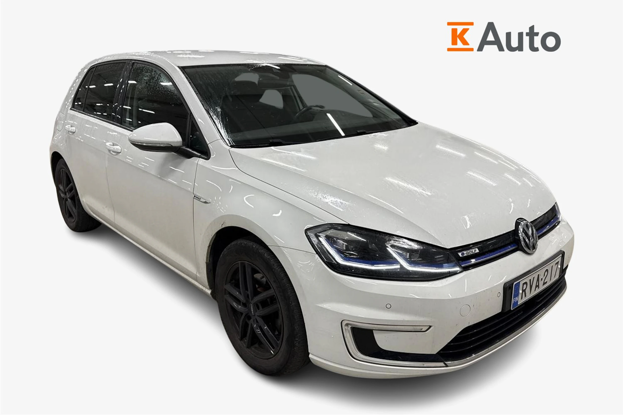valkoinen Volkswagen Golf 2018 kuva 1.