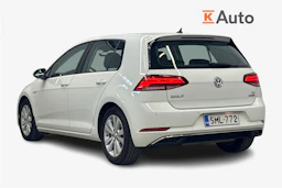 valkoinen Volkswagen Golf 2018 kuva 3.