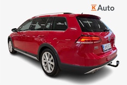 punainen Volkswagen Golf 2018 kuva 2.