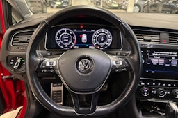 punainen Volkswagen Golf 2018 kuva 18.