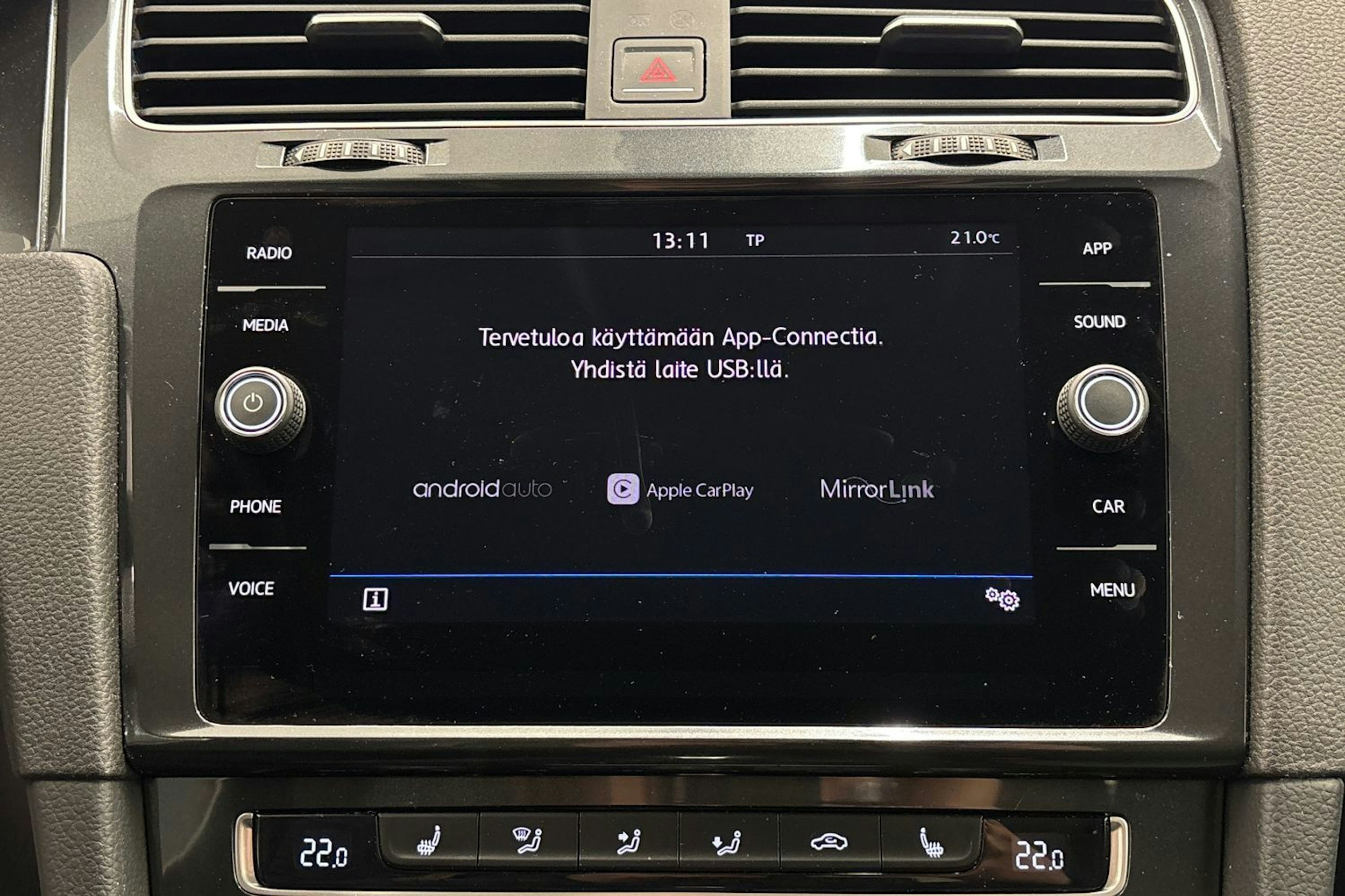 harmaa Volkswagen Golf 2018 kuva 21.