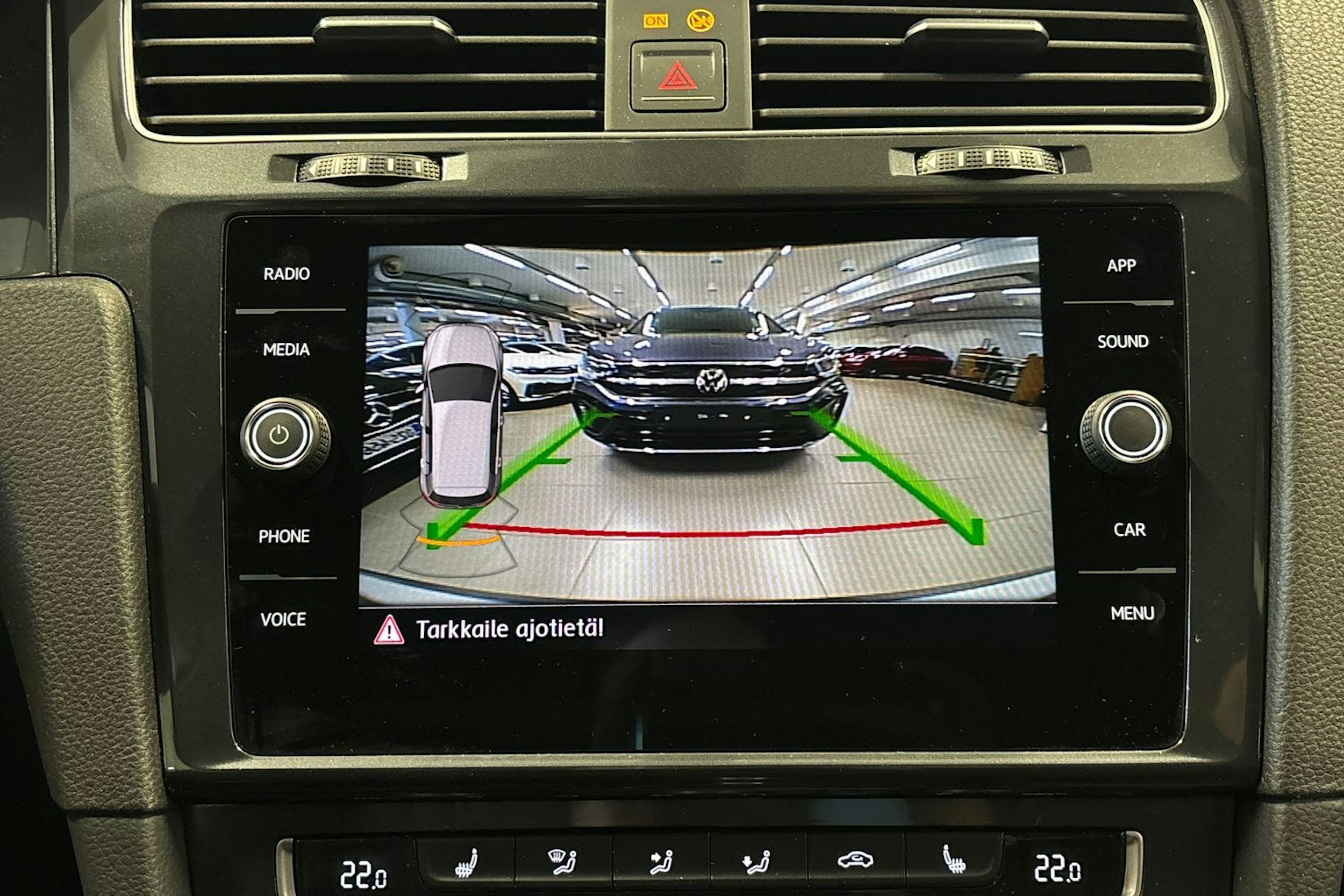 harmaa Volkswagen Golf 2018 kuva 22.