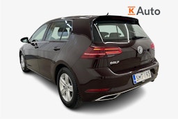 musta Volkswagen Golf 2018 kuva 2.