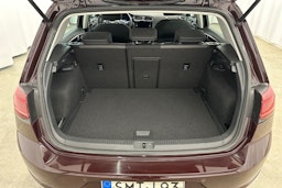 musta Volkswagen Golf 2018 kuva 25.