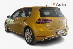 keltainen Volkswagen Golf 2018 kuva 2.