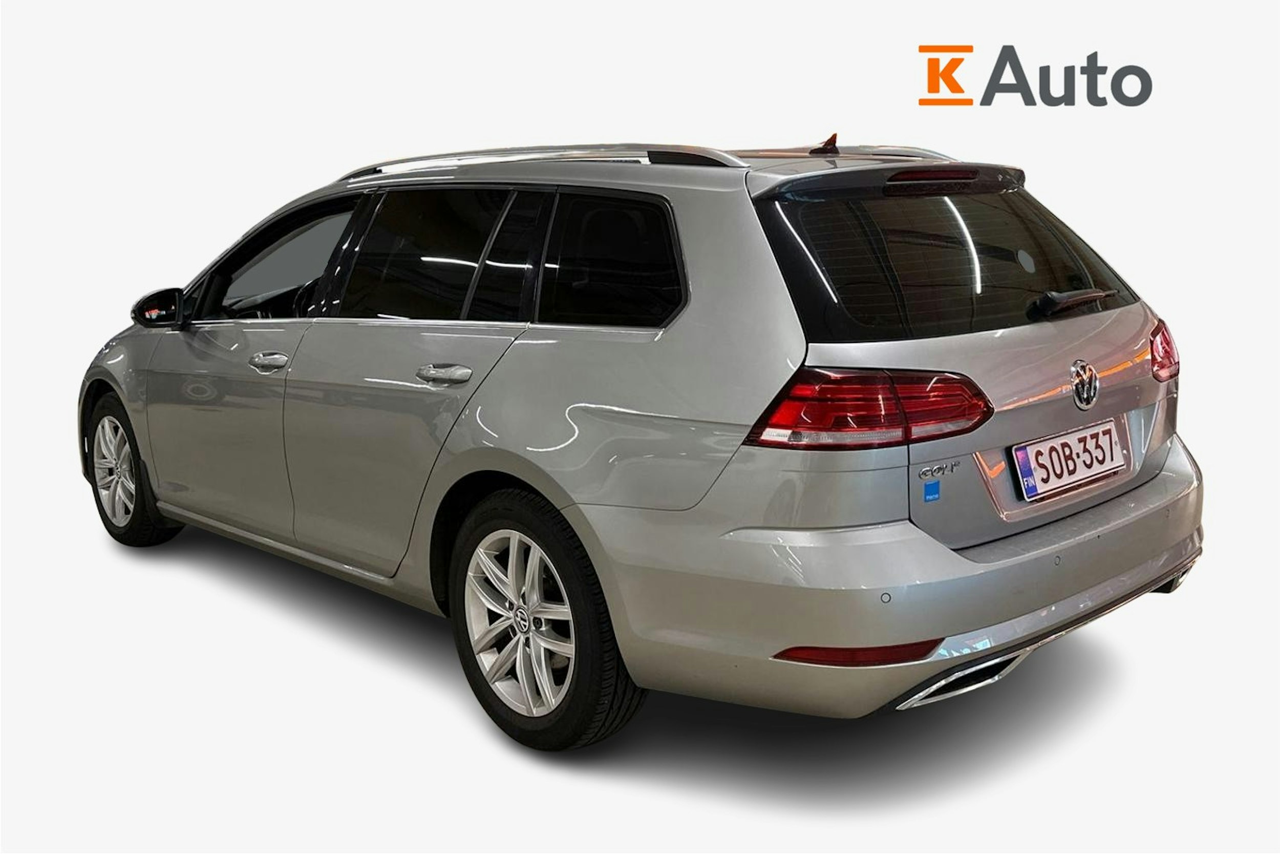 harmaa Volkswagen Golf 2018 kuva 2.