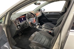 harmaa Volkswagen Golf 2018 kuva 3.