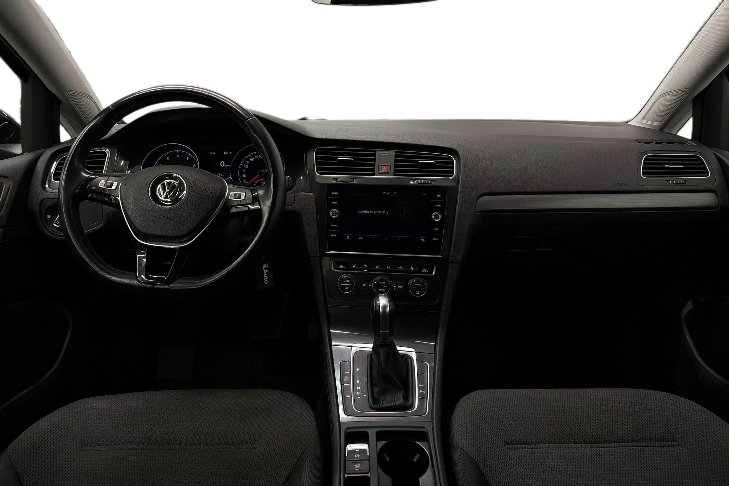 musta Volkswagen Golf 2018 kuva 7.