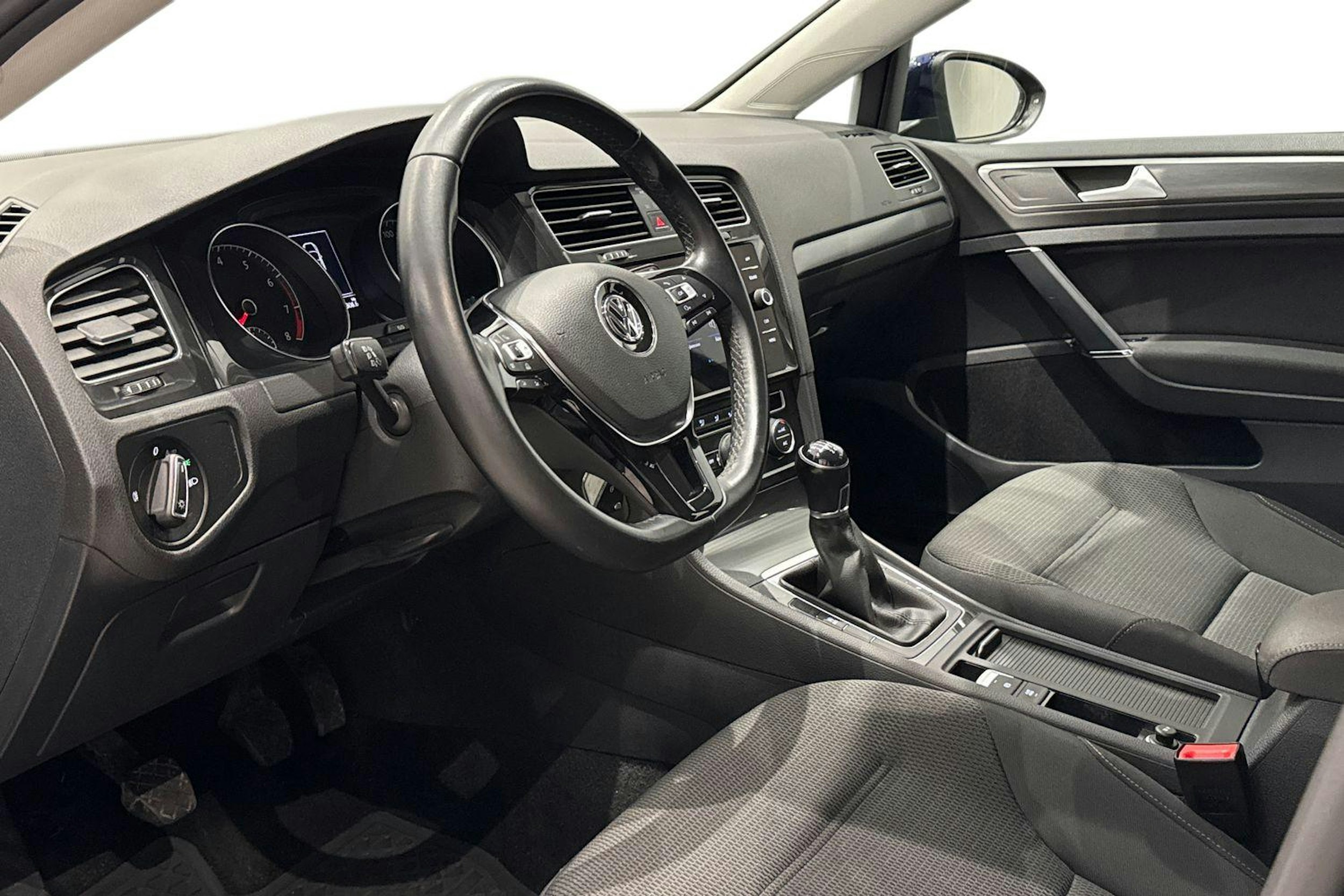 met. sininen Volkswagen Golf 2018 kuva 7.