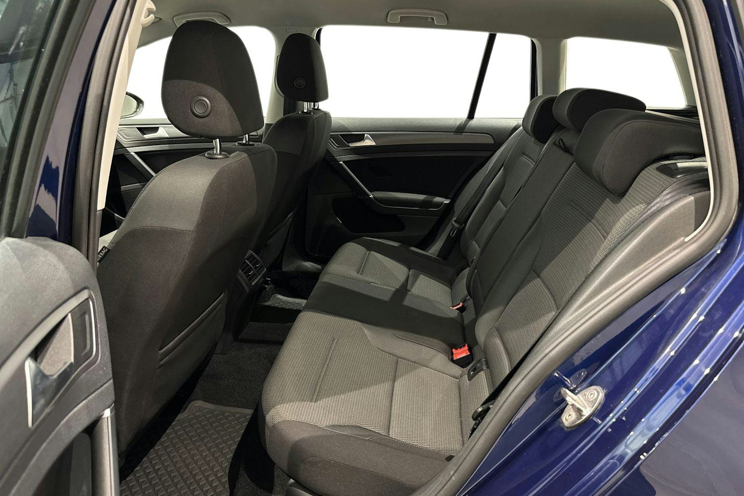 met. sininen Volkswagen Golf 2018 kuva 10.