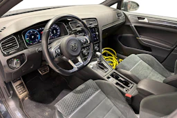 sininen Volkswagen Golf 2018 kuva 3.