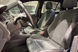 sininen Volkswagen Golf 2018 kuva 4.
