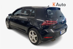 Musta Volkswagen GOLF 2018 kuva 2.