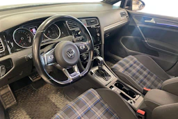 Musta Volkswagen GOLF 2018 kuva 3.