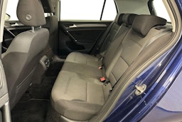 sininen Volkswagen Golf 2018 kuva 10.