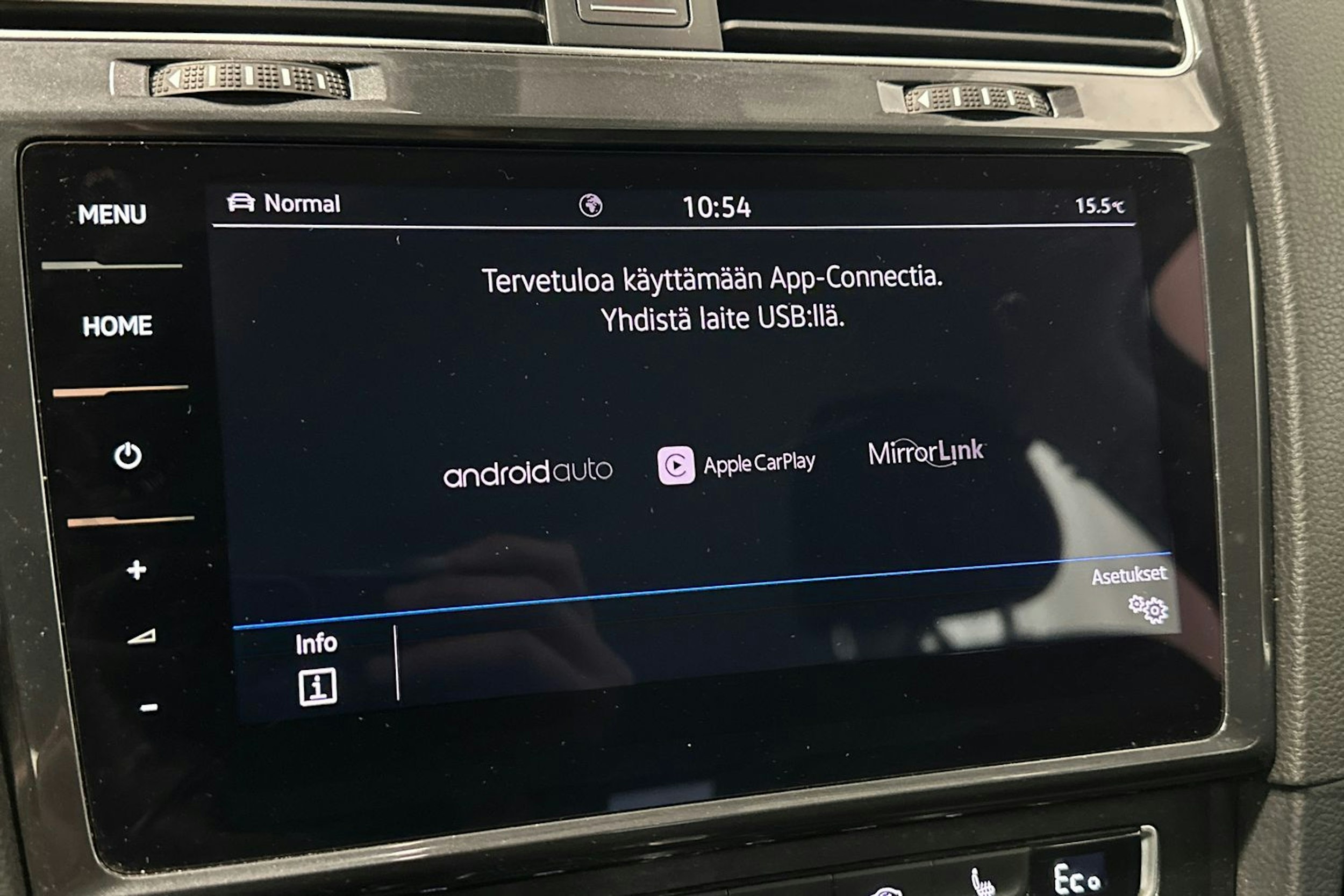 sininen Volkswagen Golf 2018 kuva 20.