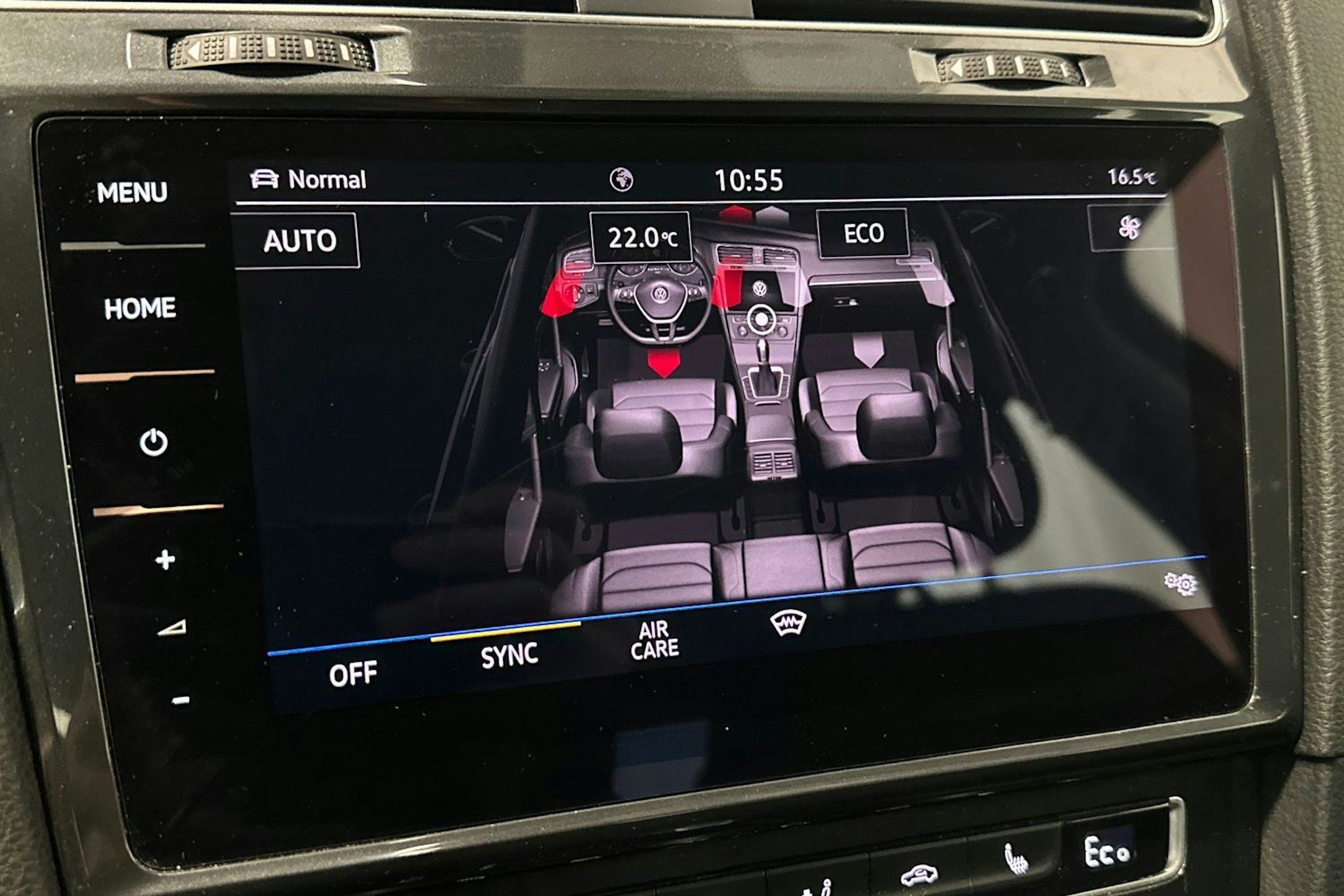 sininen Volkswagen Golf 2018 kuva 23.