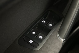 sininen Volkswagen Golf 2018 kuva 30.