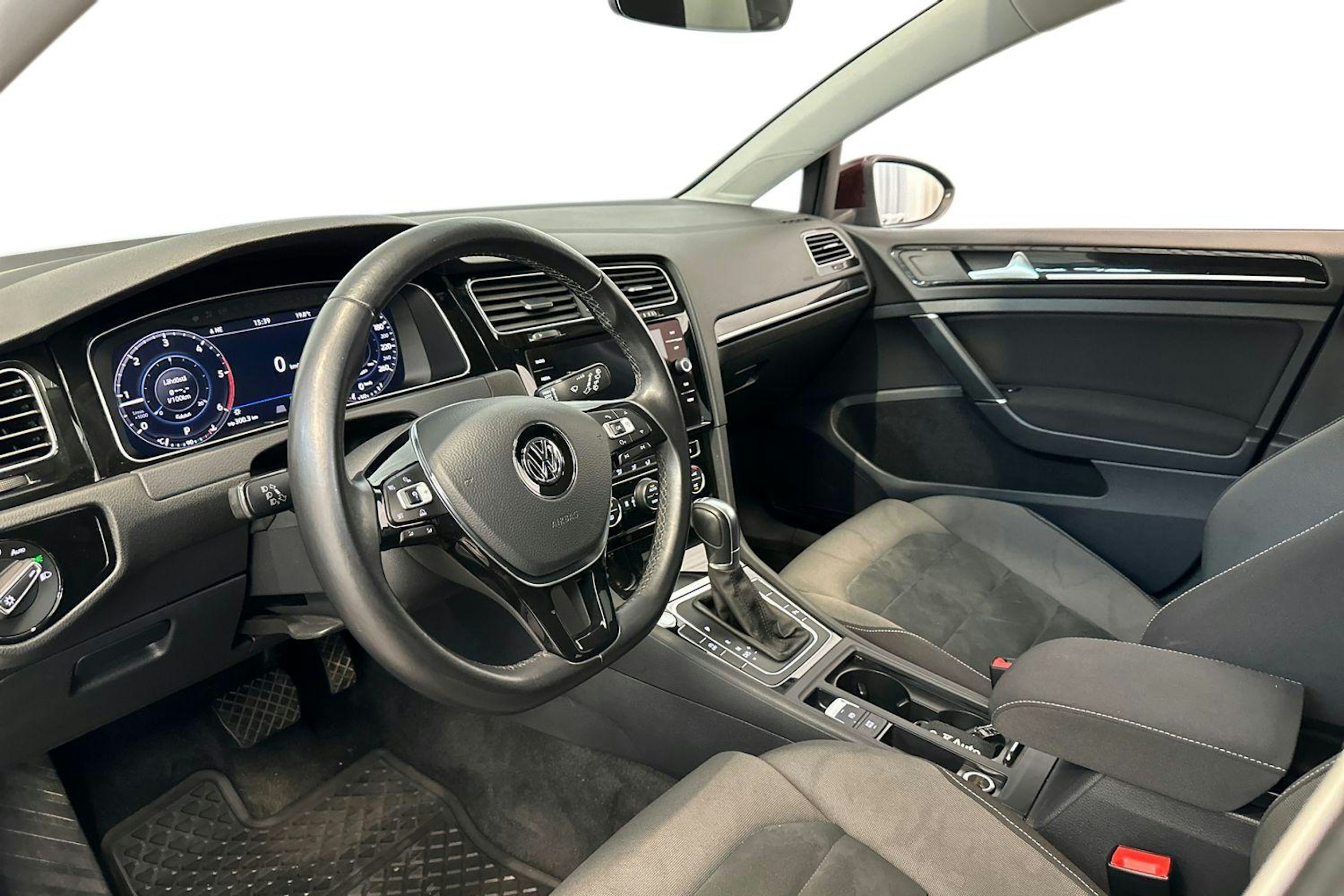 musta Volkswagen Golf 2018 kuva 7.