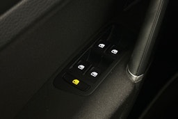 harmaa Volkswagen Golf 2018 kuva 13.