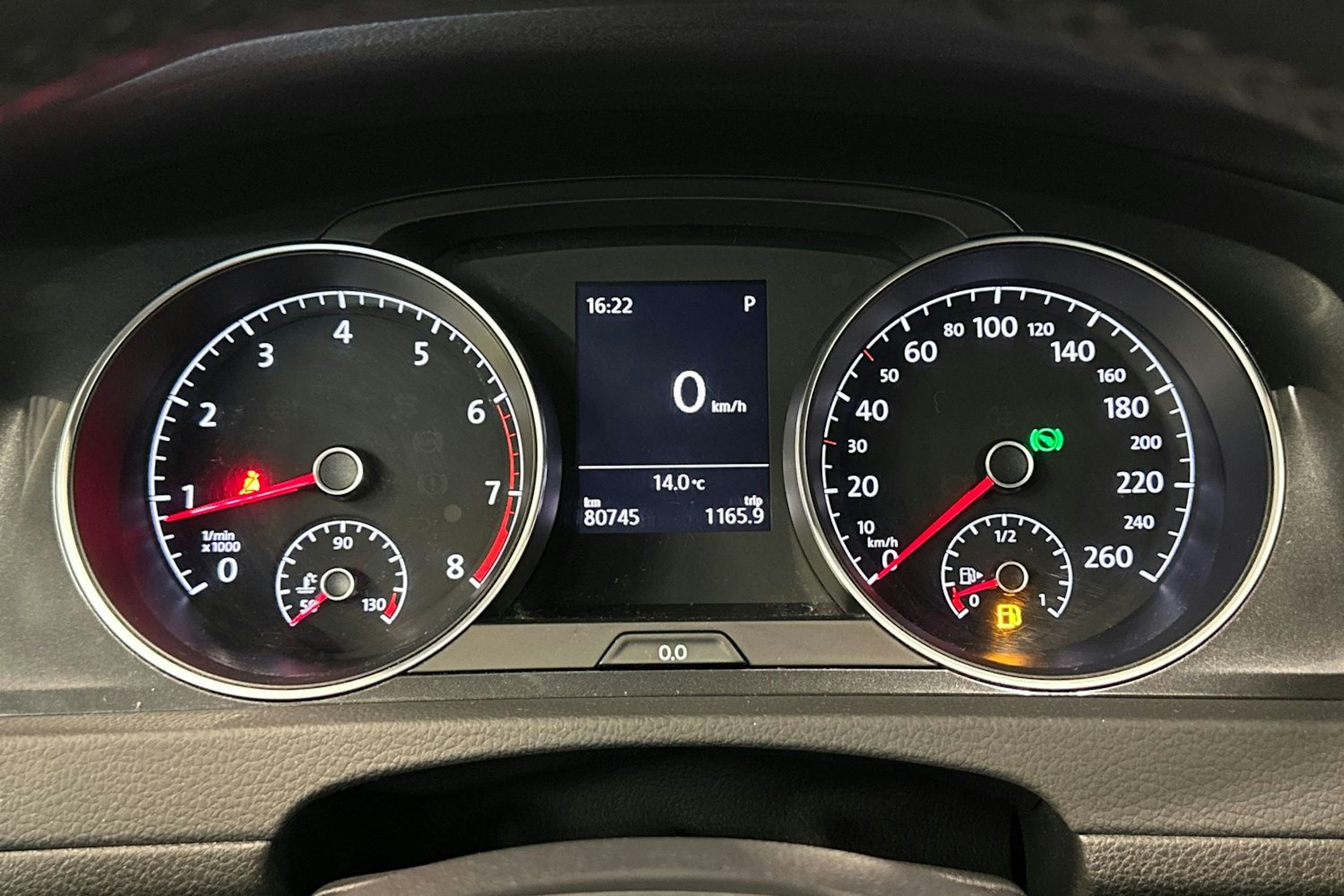 harmaa Volkswagen Golf 2018 kuva 19.