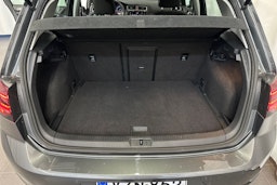 harmaa Volkswagen Golf 2018 kuva 27.