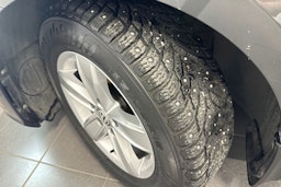 harmaa Volkswagen Golf 2018 kuva 29.