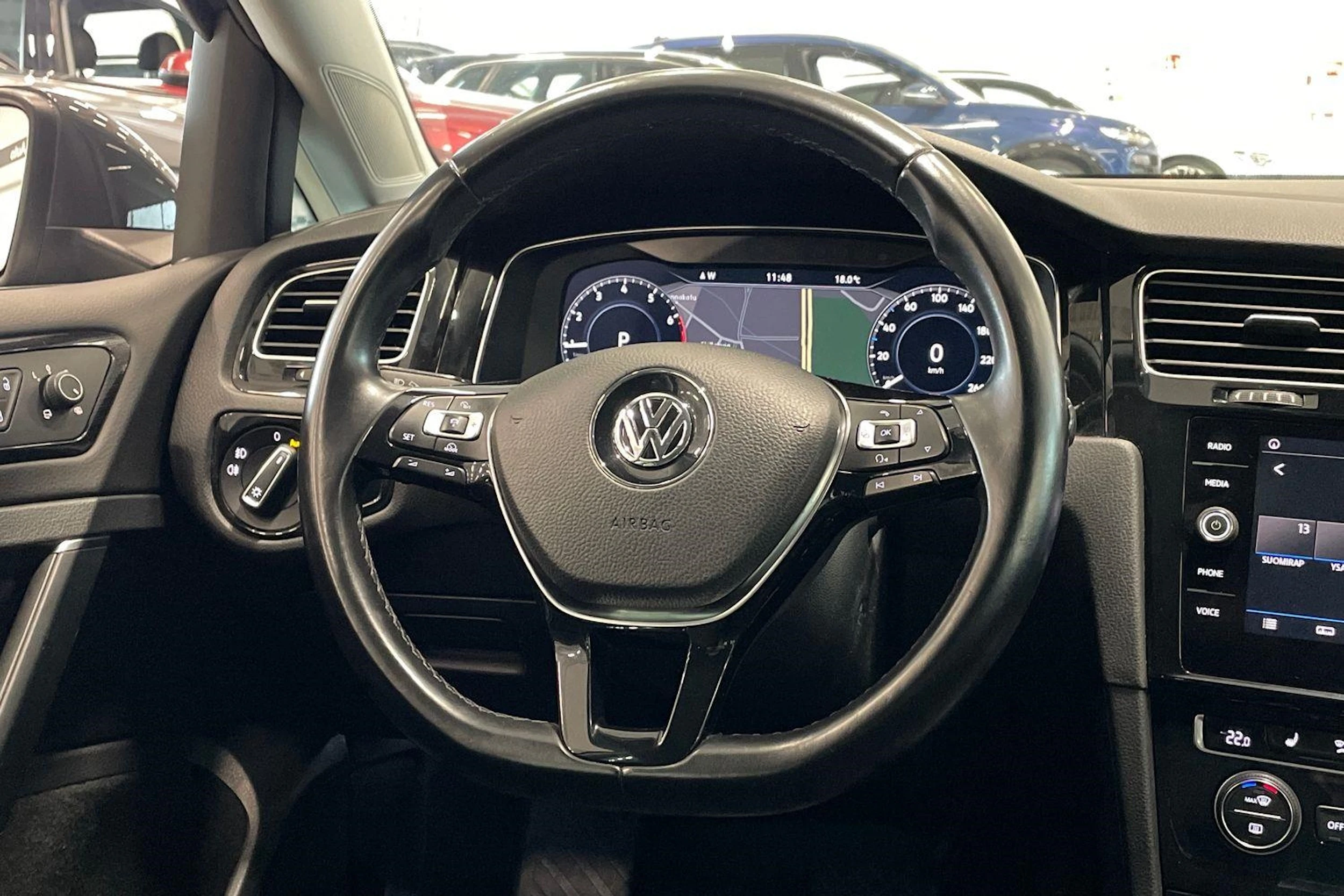 harmaa Volkswagen Golf 2018 kuva 13.