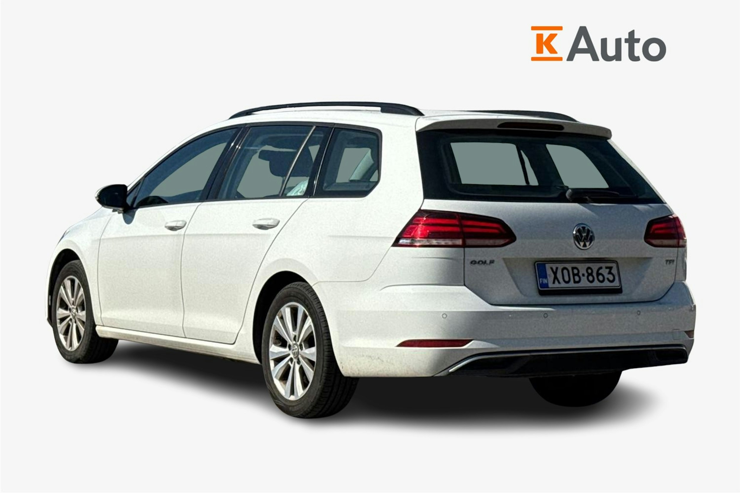 valkoinen Volkswagen Golf 2018 kuva 2.