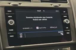 valkoinen Volkswagen Golf 2018 kuva 20.