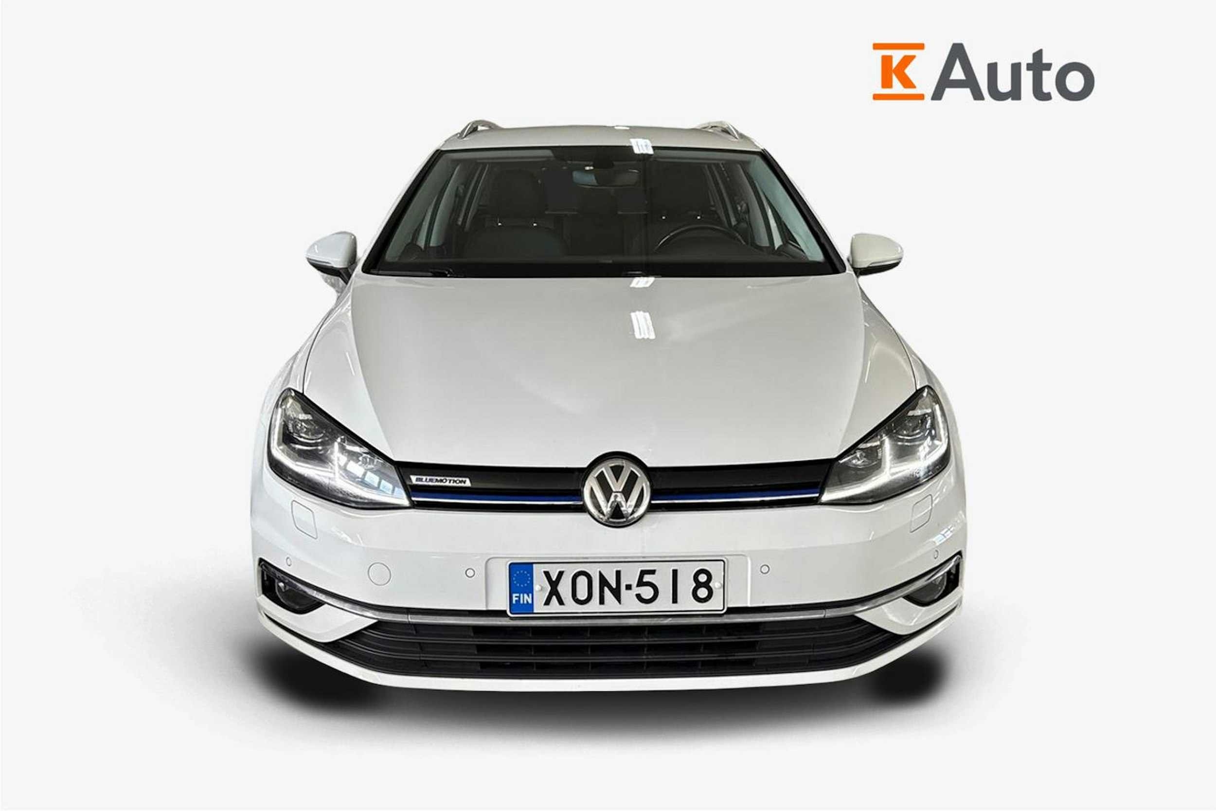 valkoinen Volkswagen Golf 2018 kuva 5.