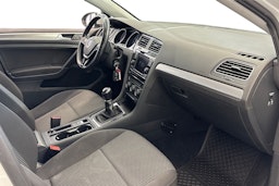 valkoinen Volkswagen Golf 2018 kuva 10.
