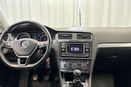 valkoinen Volkswagen Golf 2018 kuva 15.
