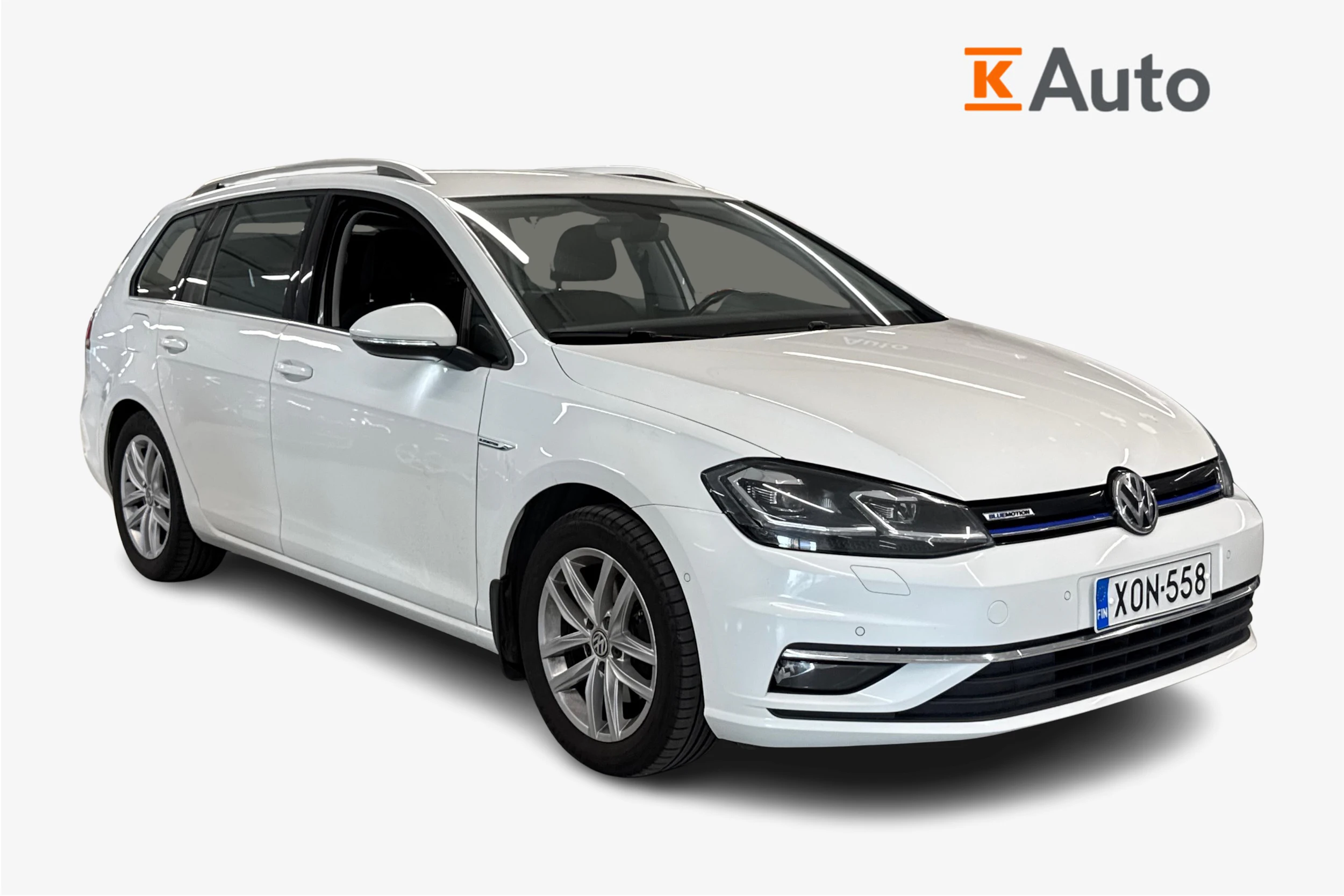 valkoinen Volkswagen Golf 2018 kuva 1.