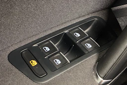 harmaa Volkswagen Golf 2018 kuva 21.