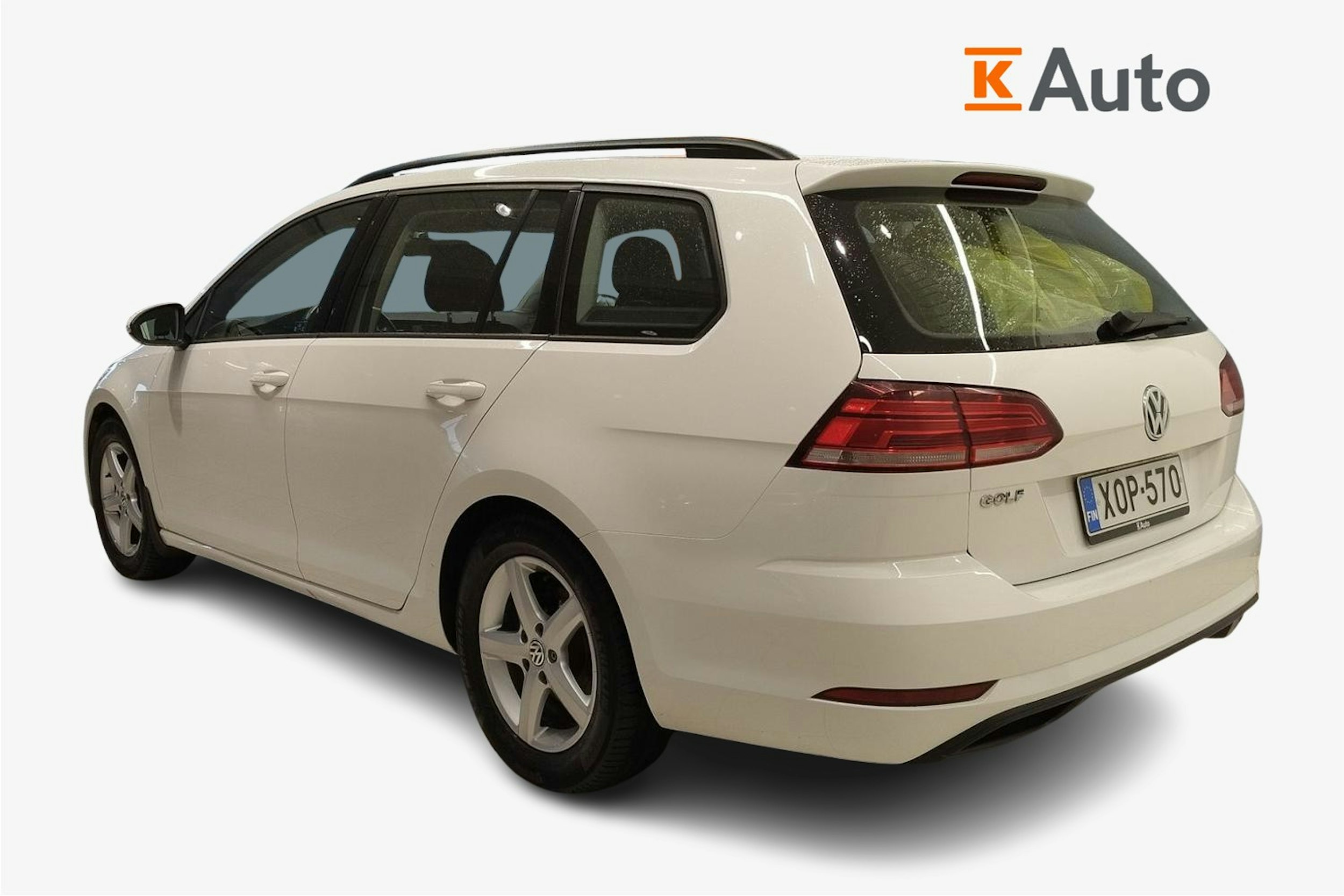 Valkoinen Volkswagen GOLF 2018 kuva 2.
