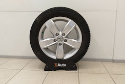 Valkoinen Volkswagen GOLF 2018 kuva 13.