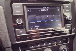 Valkoinen Volkswagen GOLF 2018 kuva 16.