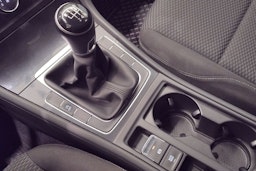 Valkoinen Volkswagen GOLF 2018 kuva 17.
