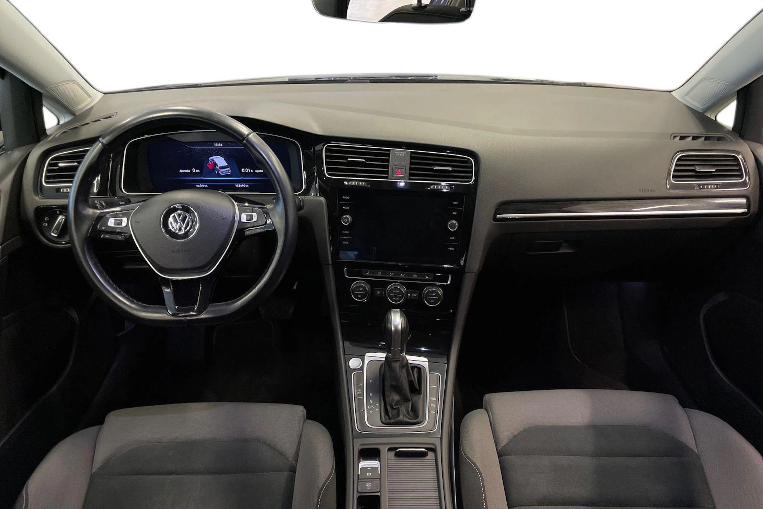 sininen Volkswagen Golf 2018 kuva 7.
