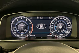 sininen Volkswagen Golf 2018 kuva 13.