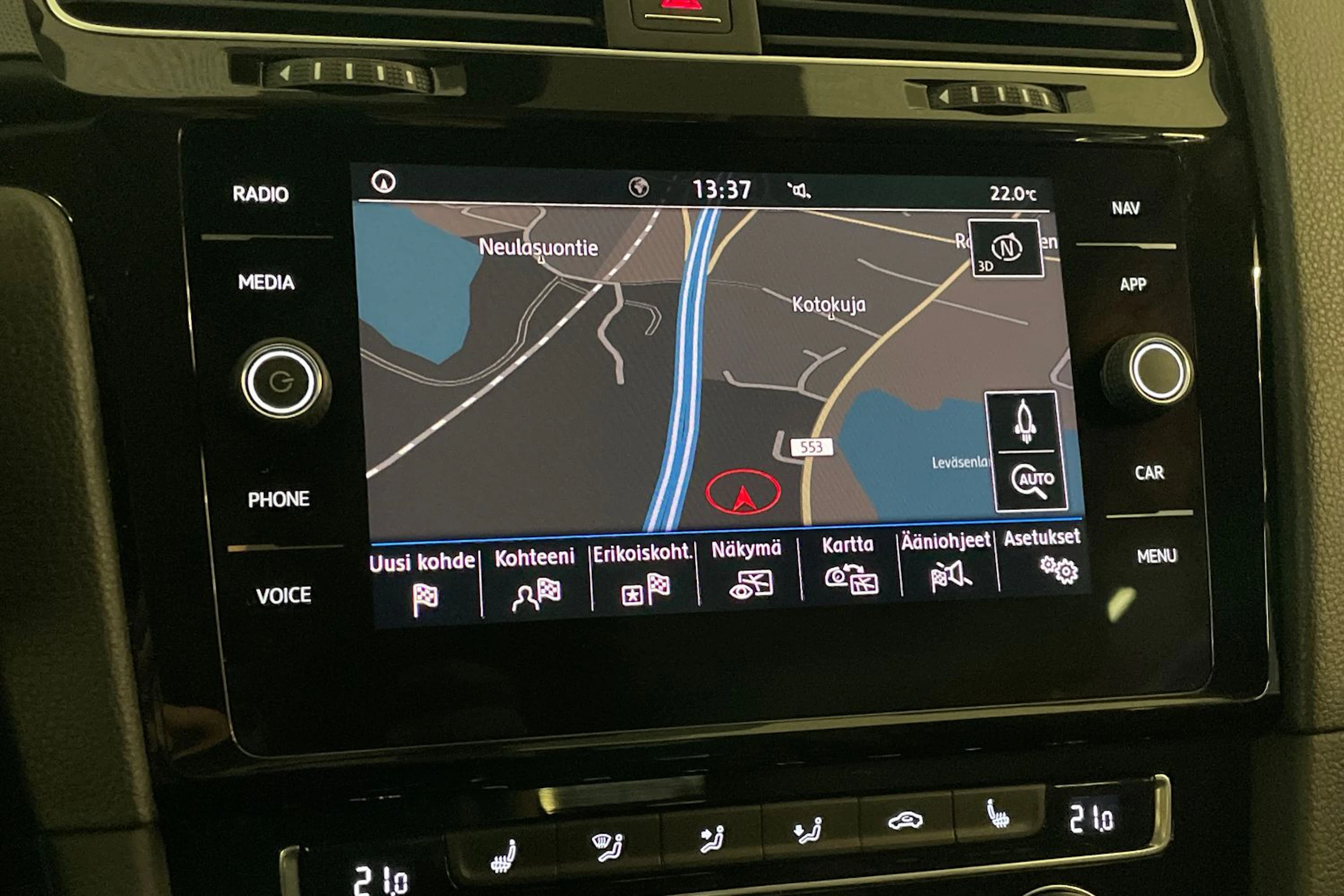 sininen Volkswagen Golf 2018 kuva 17.