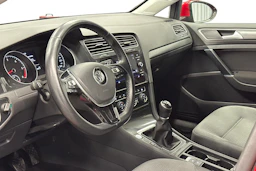 punainen Volkswagen Golf 2018 kuva 8.