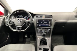 punainen Volkswagen Golf 2018 kuva 9.